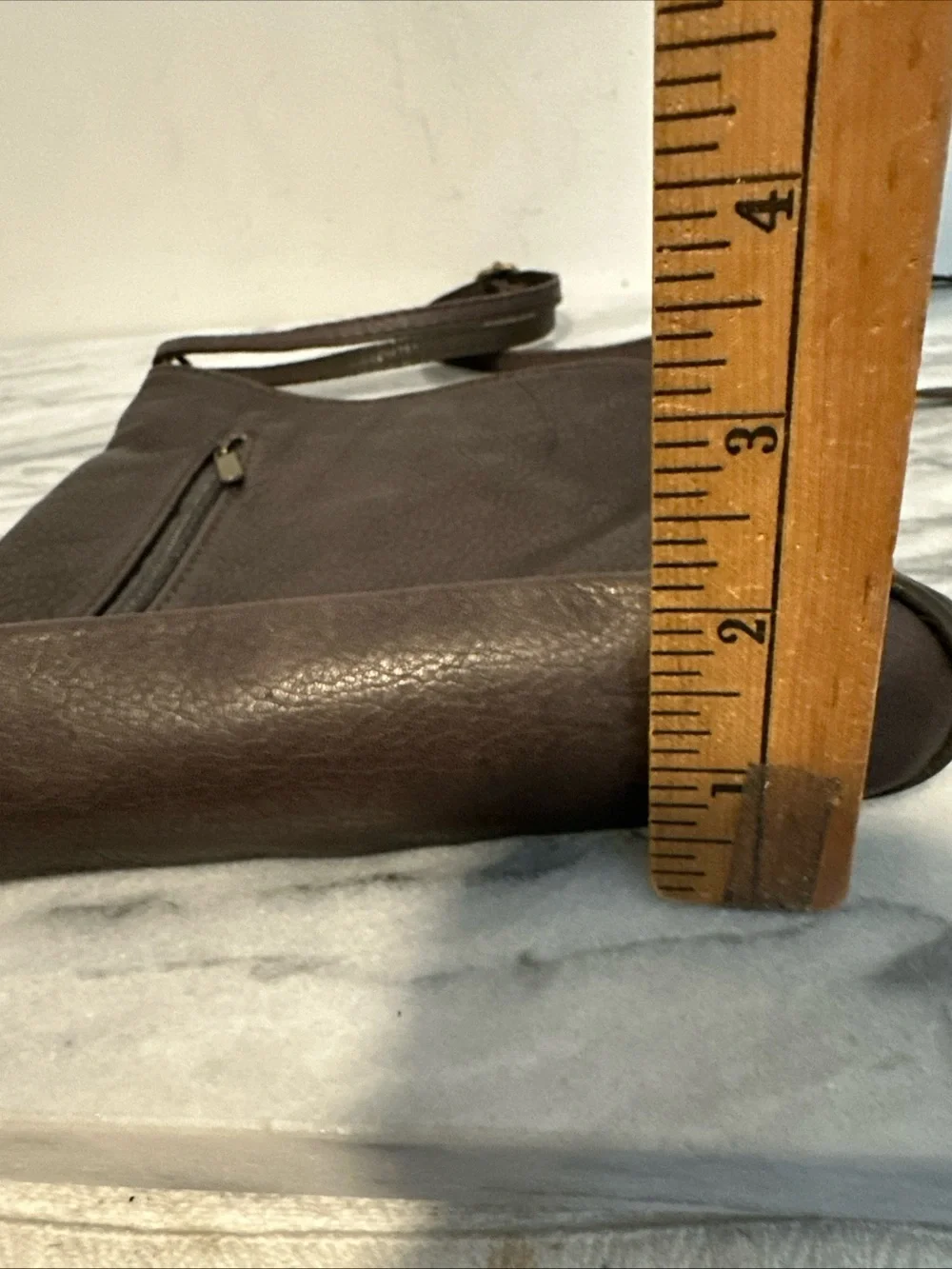 Men's Dark Brown Leather Messenger Crossbody Bag - Slim Everyday Carry